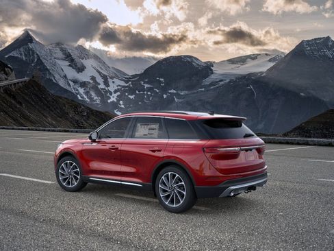 New 2026 Lincoln Corsair Premiere AWD/4WD image 4