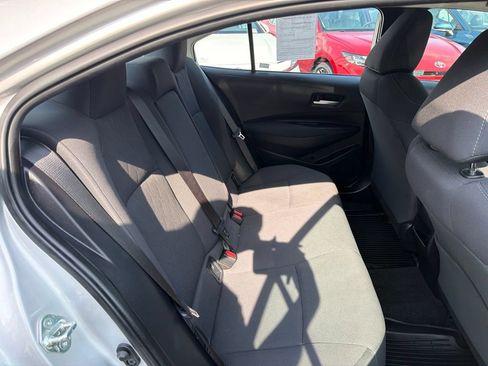 Used 2020 Toyota Corolla LE FWD image 13