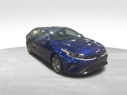Certified 2023 Kia Forte LXS image 6