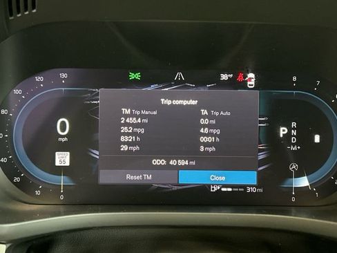 Certified 2023 Volvo XC60 B5 Core w/ Climate Package image 15