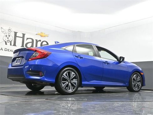Used 2018 Honda Civic EX-T image 30