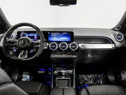 Used 2024 Mercedes-Benz GLB 35 AMG 4MATIC image 16