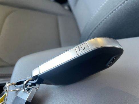 Used 2025 Kia K4 LXS image 25