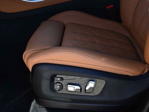 New 2026 BMW X5 xDrive50e image 20