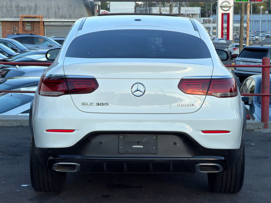 Used 2020 Mercedes-Benz GLC 300 4MATIC Coupe image 14