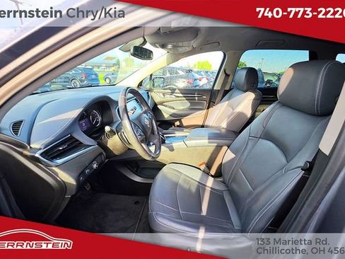 Used 2021 Buick Enclave Essence FWD image 20