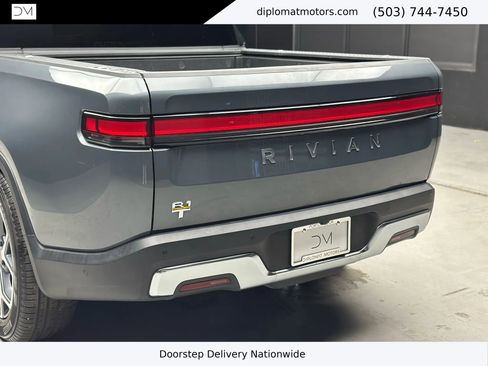 Used 2023 Rivian R1T Adventure image 15