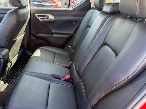 Used 2014 Lexus CT 200h image 18