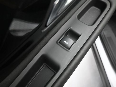 Used 2023 GMC Terrain AT4 AWD/4WD image 10