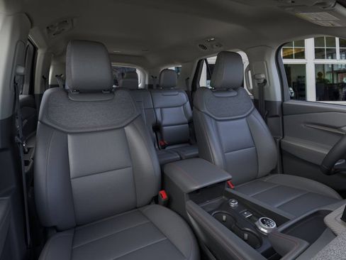 New 2026 Ford Explorer Active w/ Active Comfort Package AWD/4WD image 10