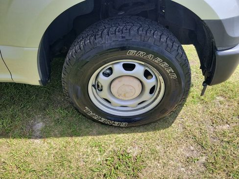 Used 2017 Ford F150 XL w/ XL Power Equipment Group AWD/4WD image 7
