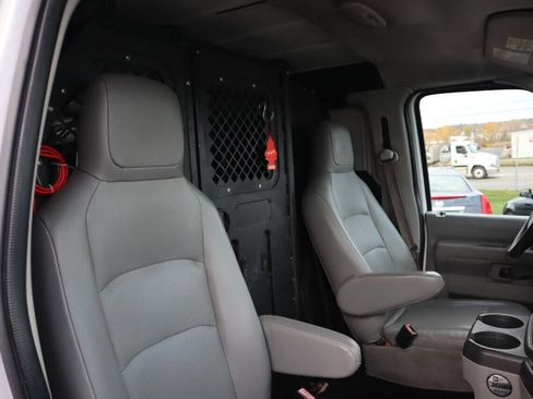 Used 2013 Ford E-250 and Econoline 250 w/ Commercial Cargo Van Pkg image 16