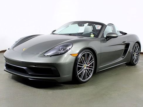 Certified 2025 Porsche 718 Boxster GTS RWD image 1