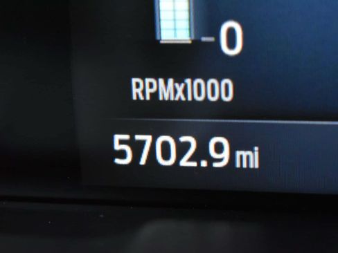 Used 2025 Ford Maverick XL w/ Equipment Group 102A AWD/4WD image 29