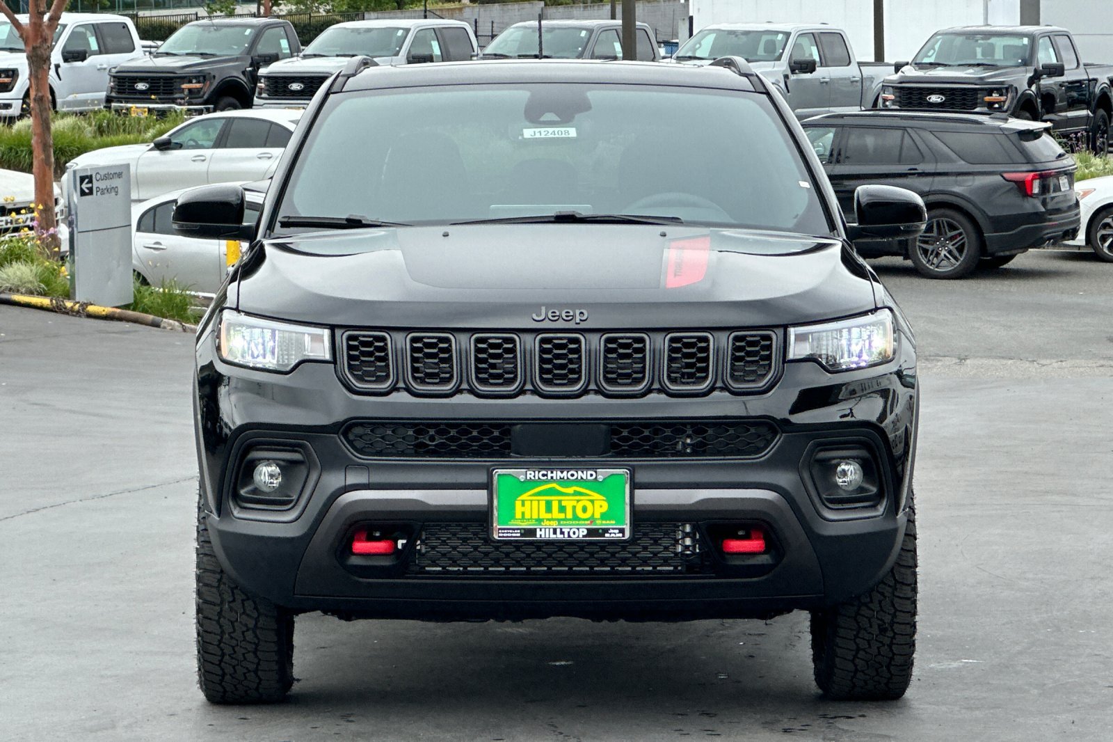 New 2026 Jeep Compass Trailhawk w/ Sun, Sound & Navigation Group AWD/4WD image 9