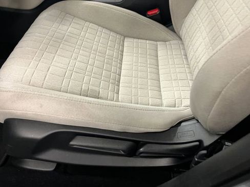 Used 2024 Honda HR-V LX image 11