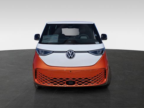 New 2025 Volkswagen ID. Buzz Pro S Plus image 2