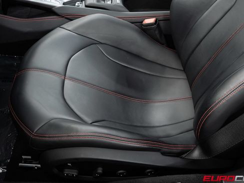 Used 2021 Ferrari F8 Tributo RWD image 47