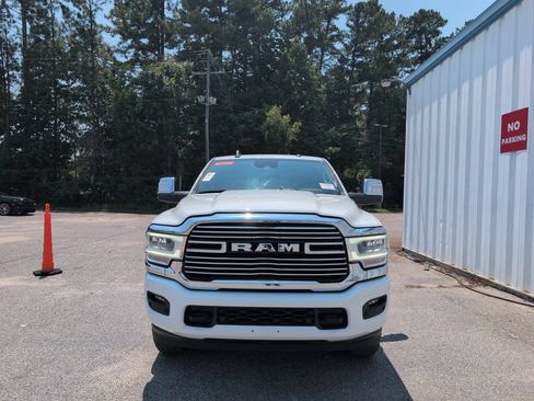 Used 2024 RAM 2500 Laramie w/ Safety Group AWD/4WD image 3