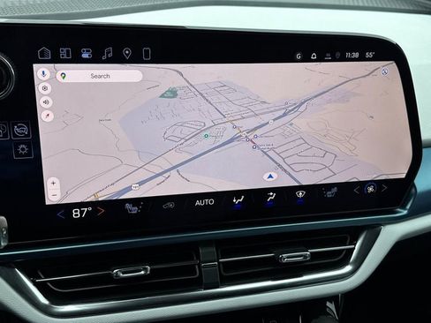 New 2026 Chevrolet Equinox EV LT w/ LPO, Blackout Package image 18