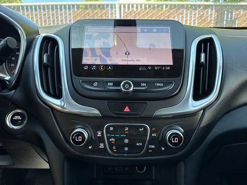 Used 2019 Chevrolet Equinox LT AWD/4WD image 21