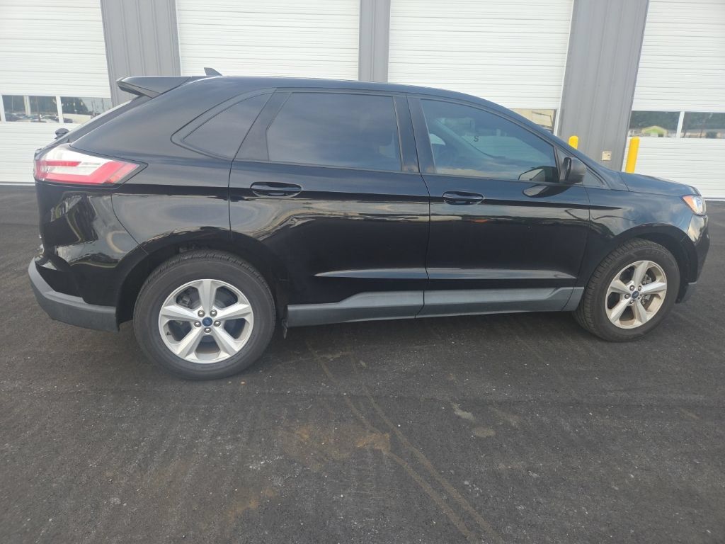 Used 2020 Ford Edge SE FWD image 13