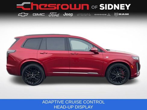 Used 2023 Cadillac XT6 Sport w/ Technology Package AWD/4WD image 4