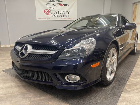 Used 2009 Mercedes-Benz SL 550 w/ Premium I Pkg image 4