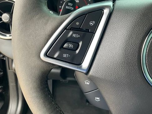 Used 2018 Chevrolet Camaro SS RWD image 11