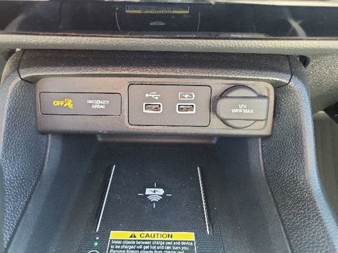 Used 2023 Honda Civic Touring image 38