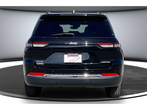 Certified 2024 Jeep Grand Cherokee Limited AWD/4WD image 6