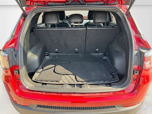 Used 2024 Jeep Compass Limited image 25