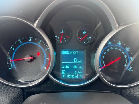 Used 2014 Chevrolet Cruze LT w/ Technology Package FWD image 15