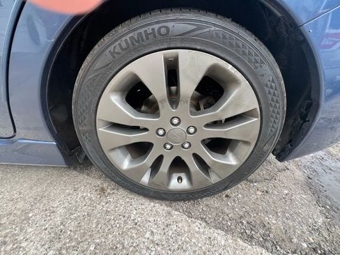 Used 2013 Subaru Impreza 2.0i Sport Premium image 10