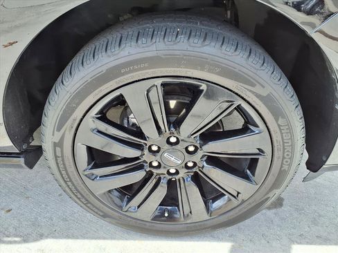 Used 2023 Lincoln Navigator Reserve image 7