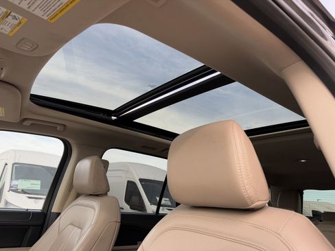 Used 2024 Ford Expedition Max Limited image 26