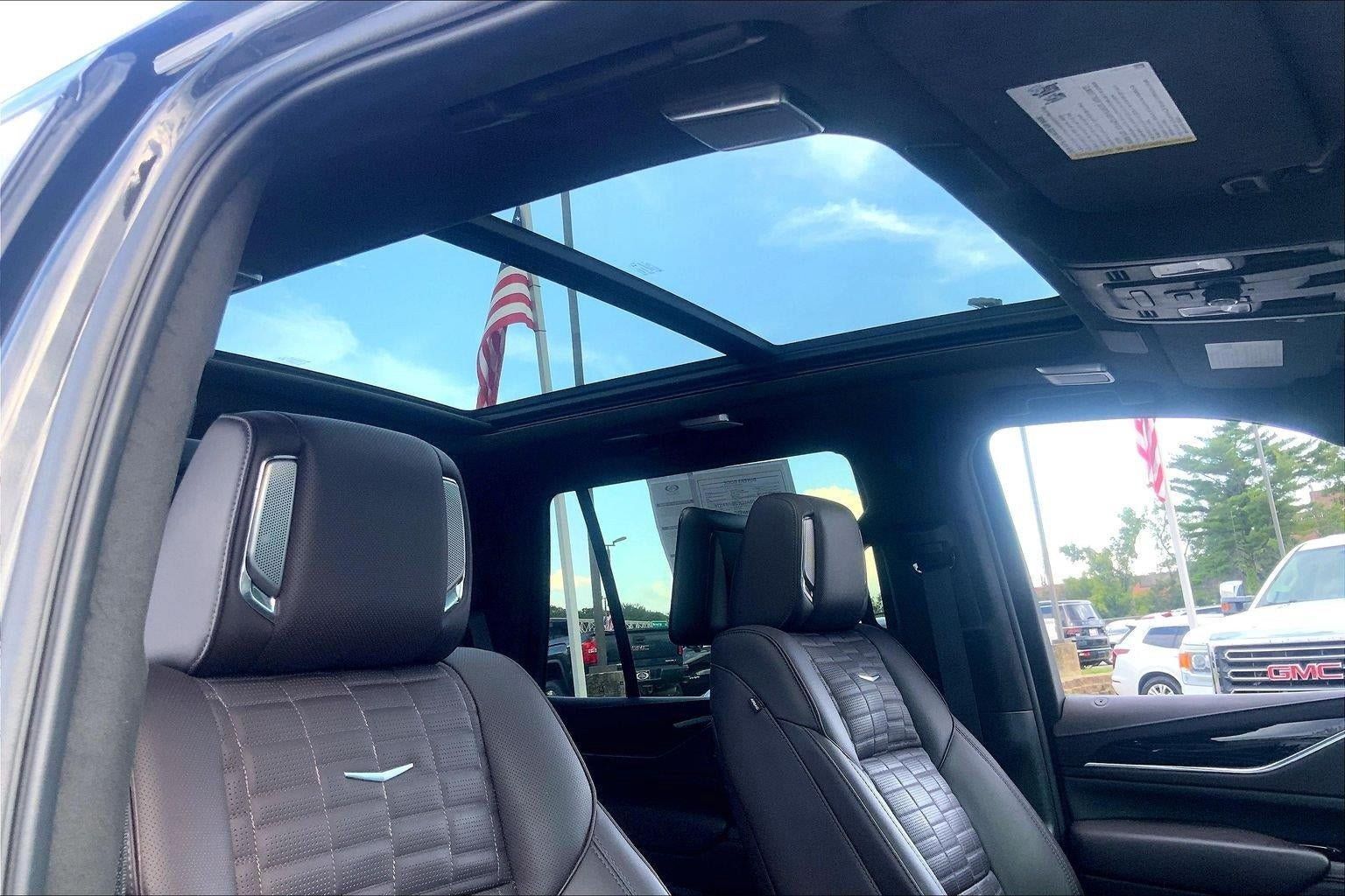 Certified 2024 Cadillac Escalade V AWD/4WD image 30