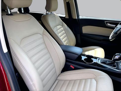 Used 2015 Ford Edge SEL w/ Equipment Group 201A FWD image 9