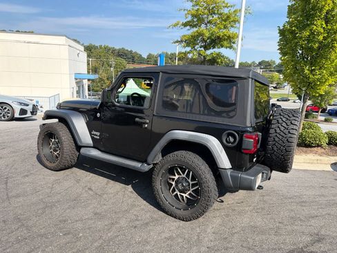 Used 2018 Jeep Wrangler Sport AWD/4WD image 8