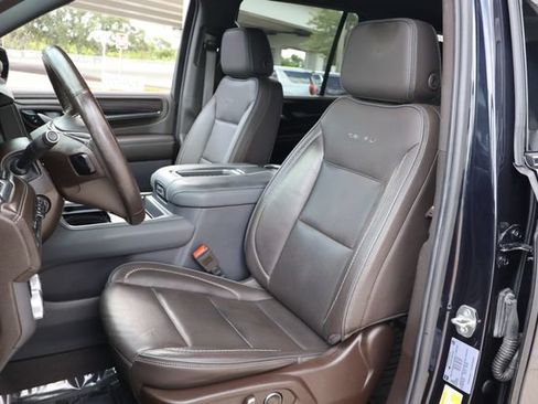 Used 2021 GMC Yukon Denali AWD/4WD image 14