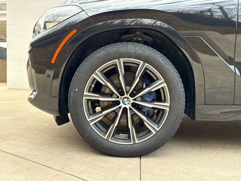 Certified 2022 BMW X6 xDrive40i w/ M Sport Package image 6