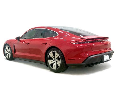 Used 2022 Porsche Taycan 4S image 8