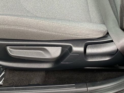 Used 2025 Kia K4 FWD image 24