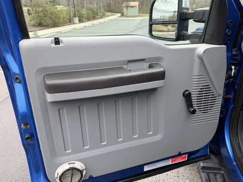 Used 2016 Ford F450 XL w/ Snow Plow Prep Package image 11