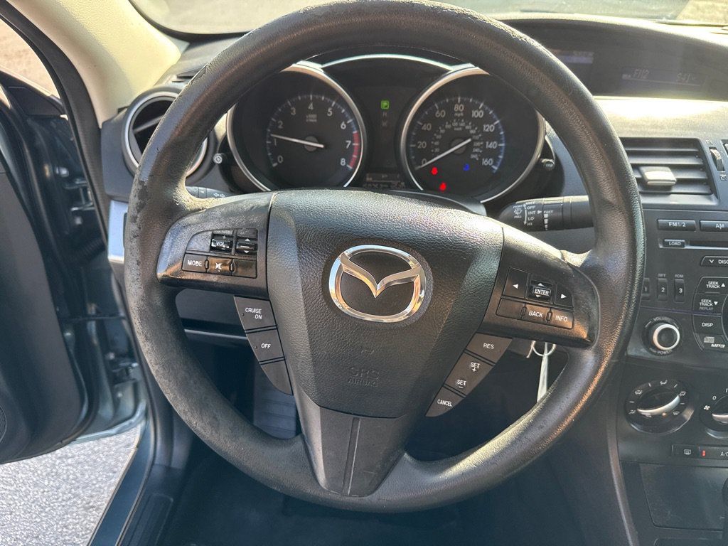Used 2013 MAZDA MAZDA3 i Sport FWD image 14