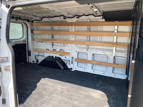 Used 2025 Ford Transit 250 Low Roof w/ Exterior Upgrade Package RWD image 26