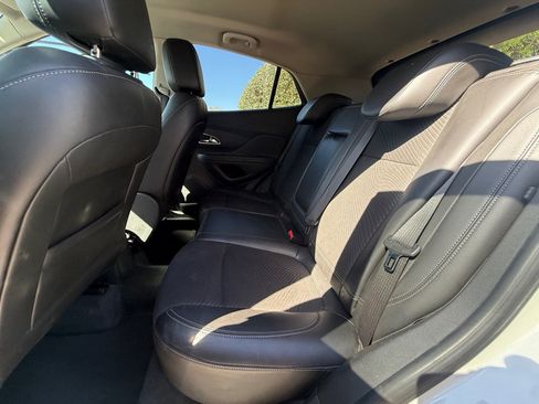 Used 2014 Buick Encore FWD image 13