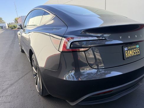 Used 2025 Tesla Model 3 RWD image 10