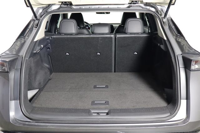 Used 2023 Nissan Ariya AWD image 17