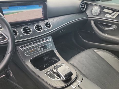 Used 2020 Mercedes-Benz E 350 Sedan image 33